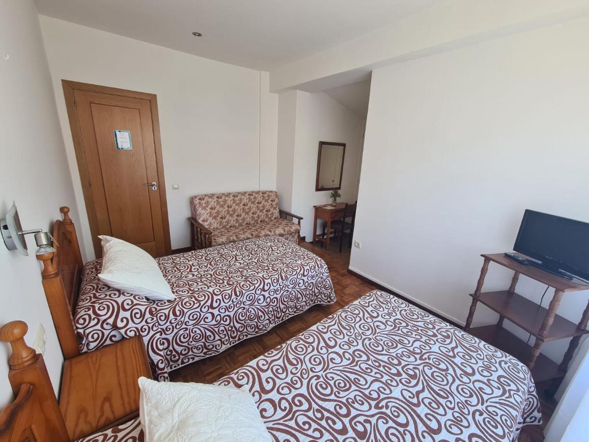 Hostal Playa Atlantica Hotel Louro ภายนอก รูปภาพ