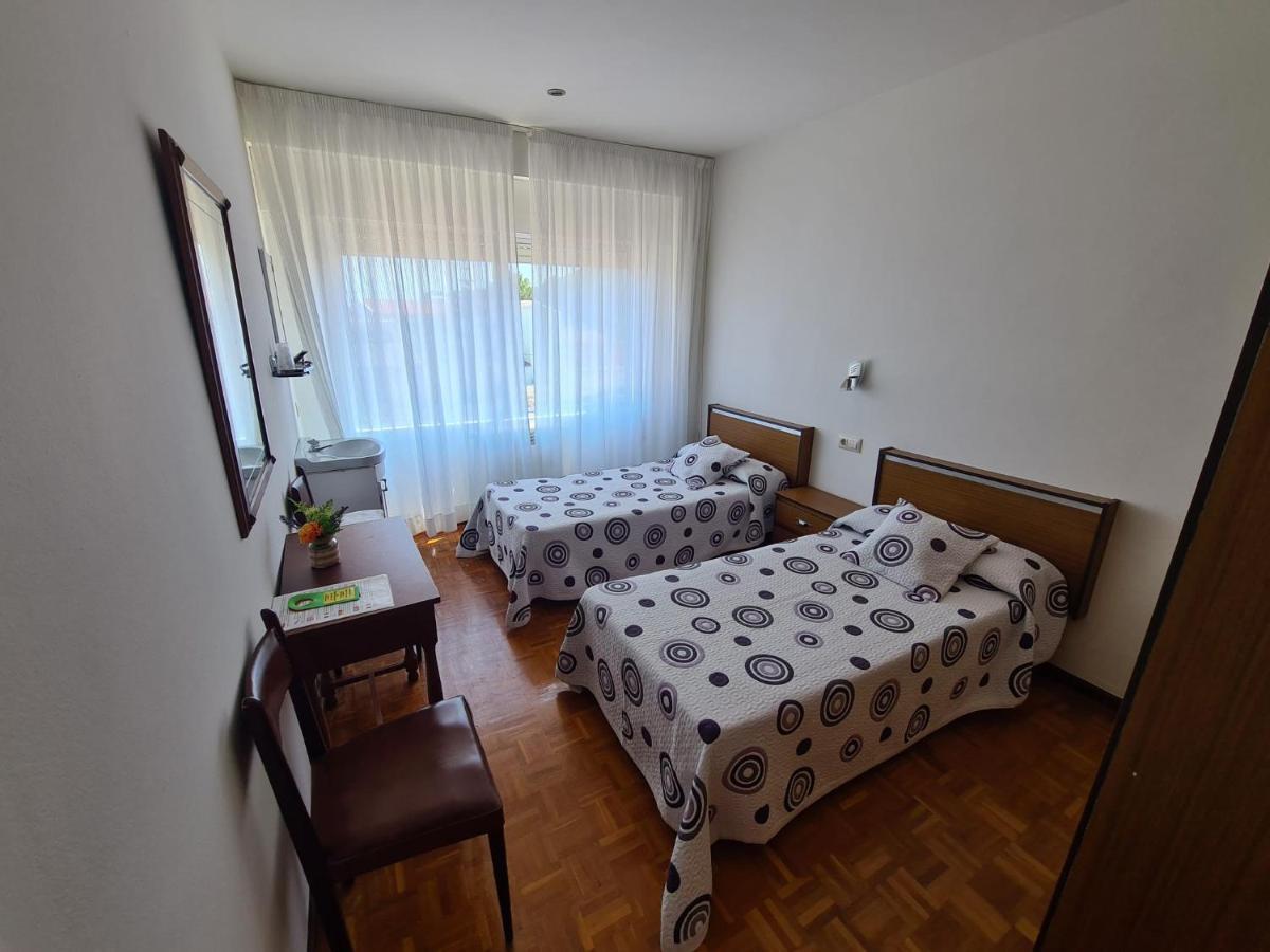 Hostal Playa Atlantica Hotel Louro ภายนอก รูปภาพ