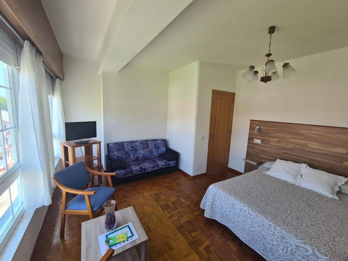 Hostal Playa Atlantica Hotel Louro ภายนอก รูปภาพ